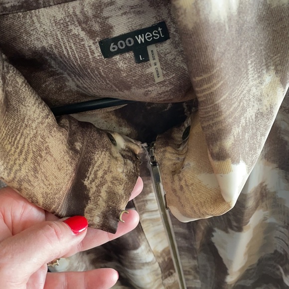 Brown tan white silly zip jacket - Picture 5 of 8